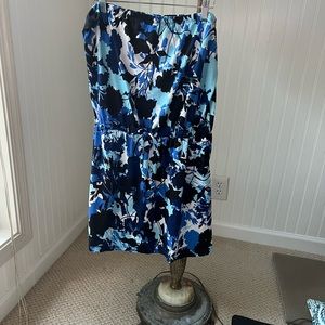 Swimsuit cover Blue Floral  size 18/20.